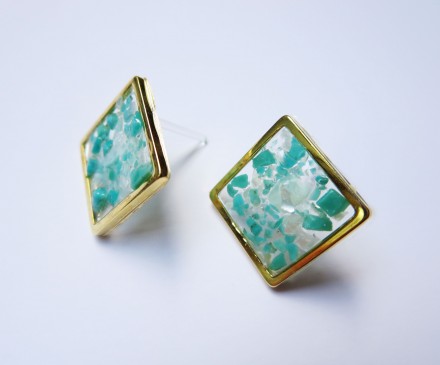 Turquoise & Shell earrings with Resin – Square – 1