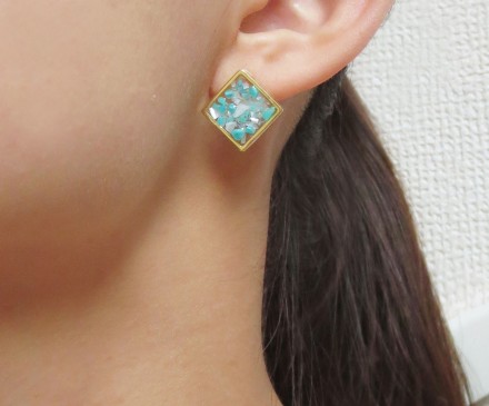 Turquoise & Shell earrings with Resin – Square – 4